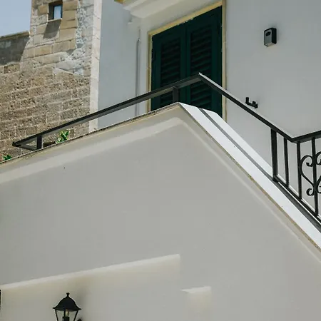 Angolo Laggetto 3* Отранто